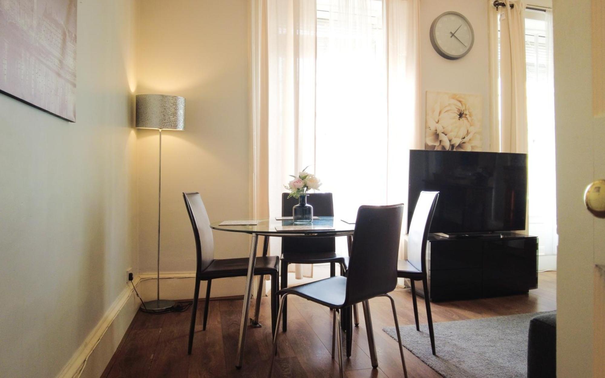 1 Bedrooms Flat In Central Edinburgh Haymarket, Heart Of Edinburgh Flat Sleeps 4 , Exterior photo