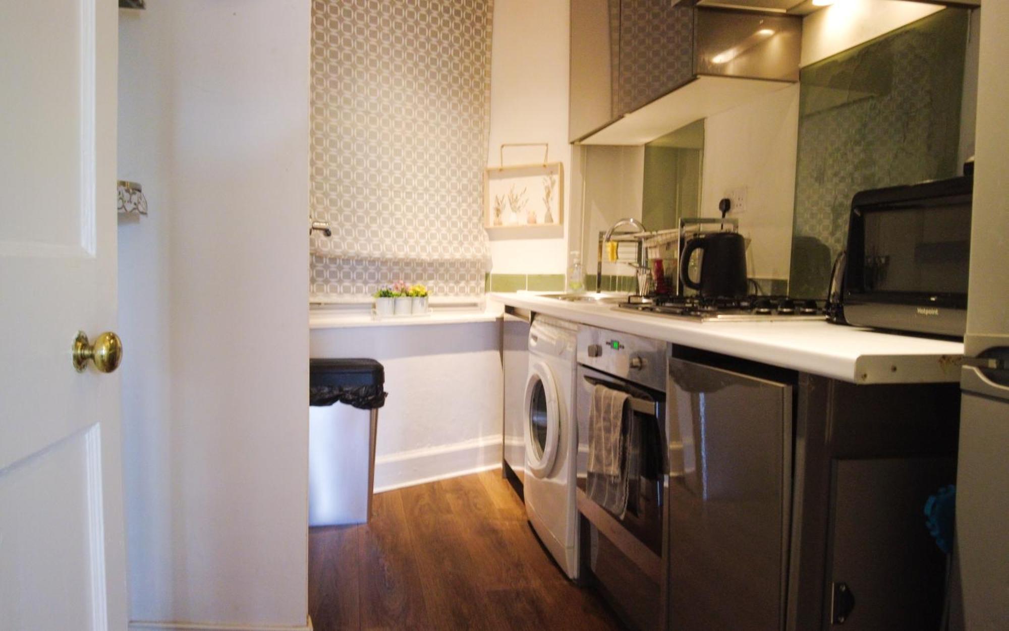 1 Bedrooms Flat In Central Edinburgh Haymarket, Heart Of Edinburgh Flat Sleeps 4 , Exterior photo
